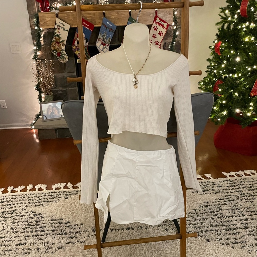 Brandy Melville Cream Ribbed Knit Top